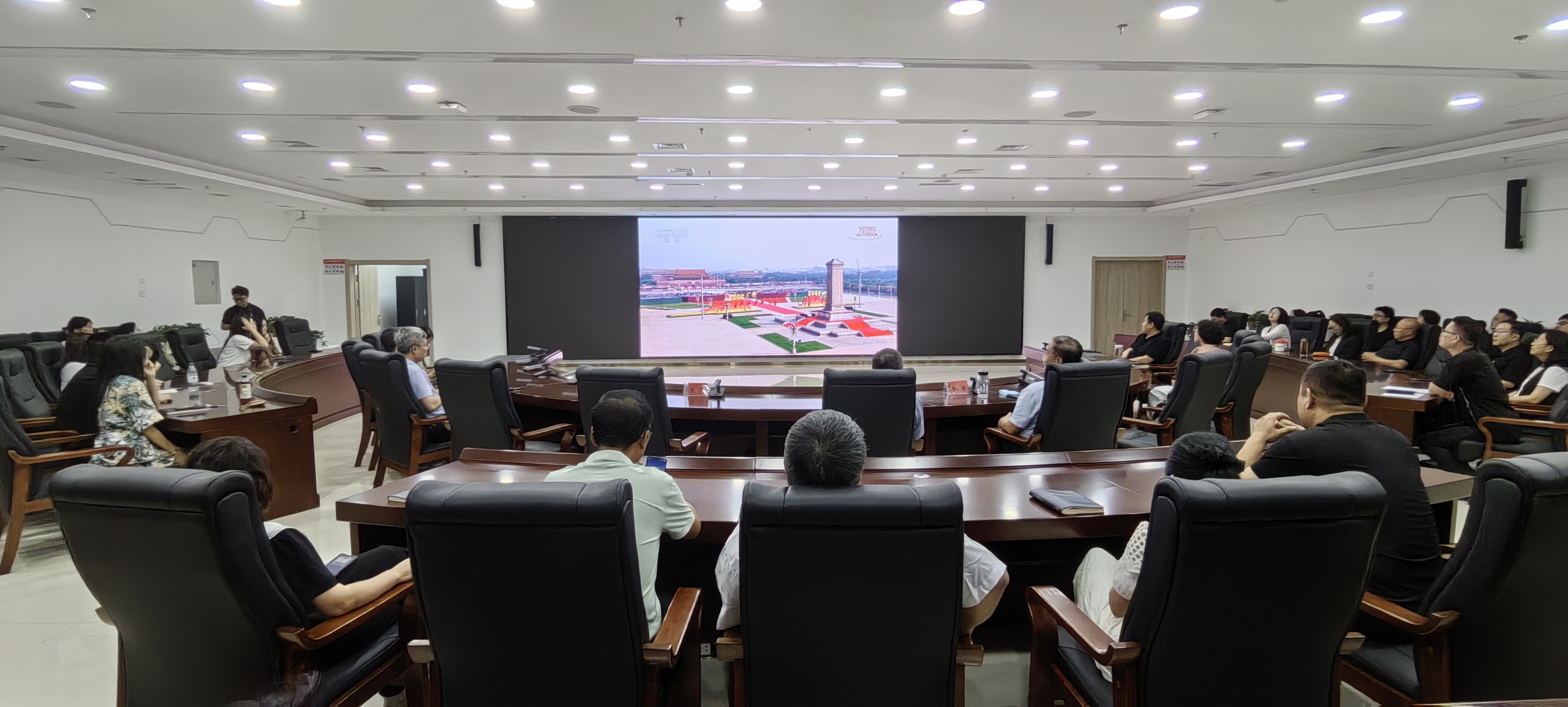阅兵2.jpg